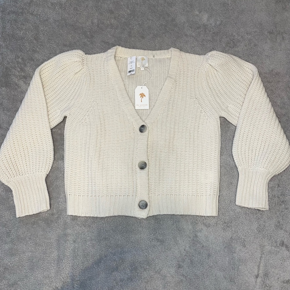 The Westside Brand - Lola Boxy Cardigan /Big sleeve/ size: S/ color: White / NWT